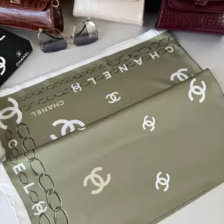 Chanel Saten İpek Eşarp 44124 - Asker Yeşili