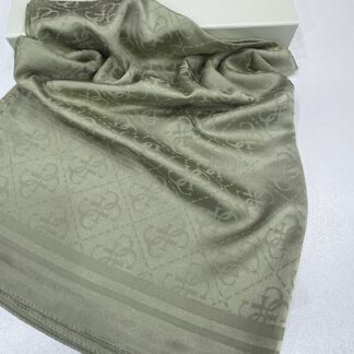 Guess Desen İpeksi Jakar Şal-75896-Füme