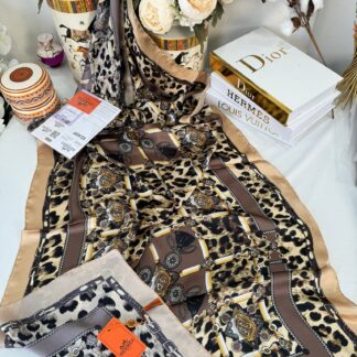 Hermes Leopar Çift Taraflı Vual İpek Şal 11143 - camel