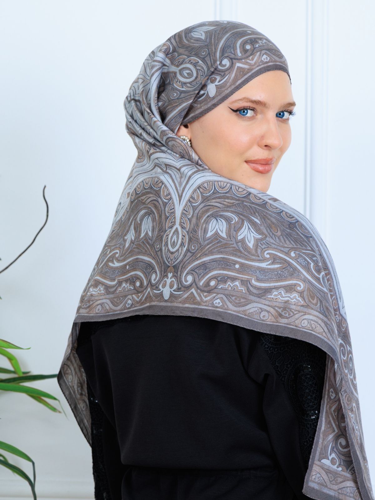 Mirşah Desen Şal 469-021 - V-2 - Küllü Gri - Image 2