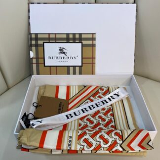 BURBERRY Tam Set Kutulu İthall İPEK 12MM 0 EŞARP -7854