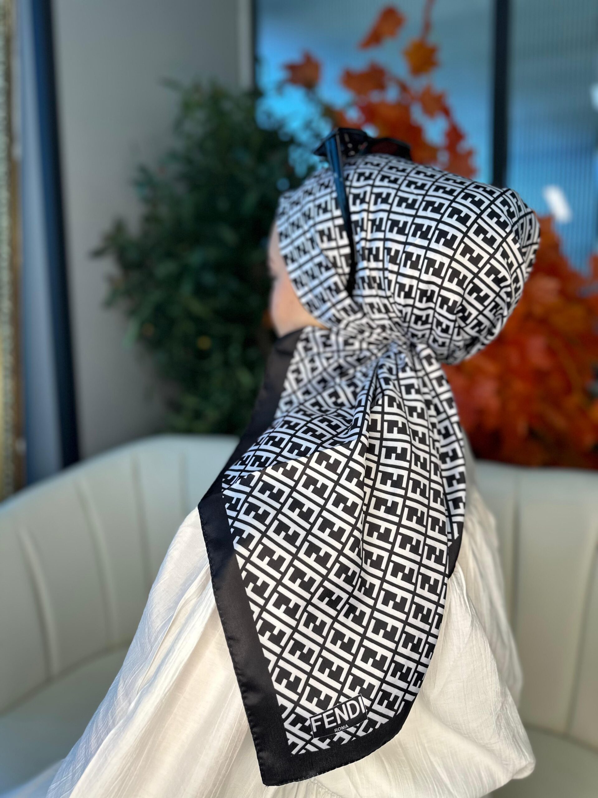 Fendi Desen Vual İpek Eşarp-6204527-Siyah