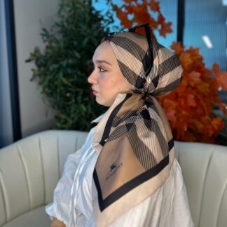 Burberry Kare Desen Vual İpek Eşarp-8682626-Karamel