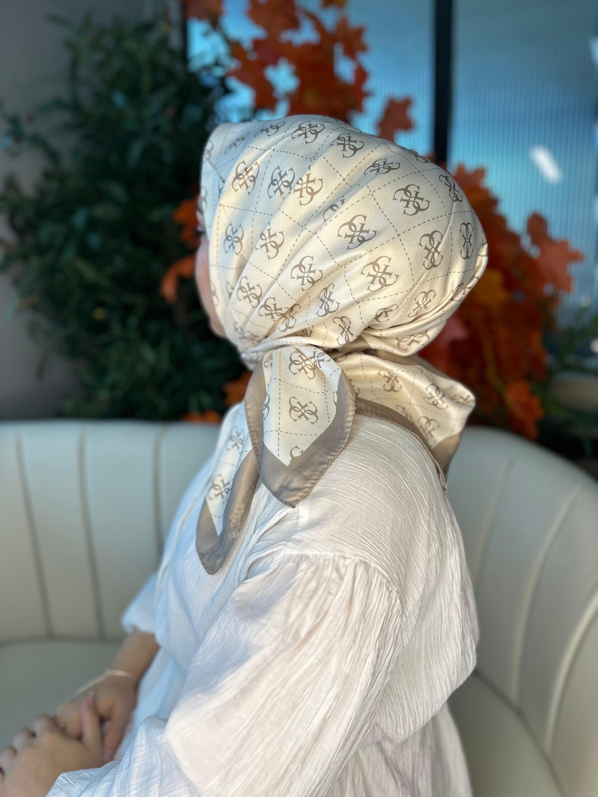 Celine Desen Vual İpek Eşarp-6204527-Ekru