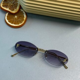 Fendi Kristal Oval Güneş Gözlüğü - Mor Gradyan
