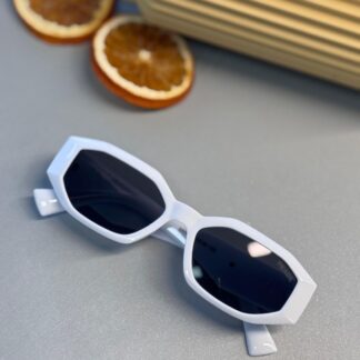 Prada Retro Effect Güneş Gözlüğü - Beyaz