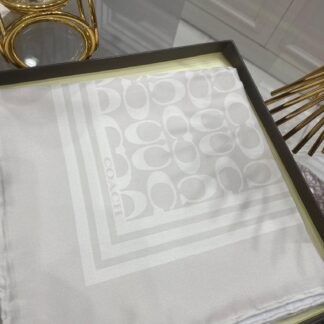 Coach Desen Twill İpek Eşarp - Latte - Organic ScarfsOrganic Scarfs