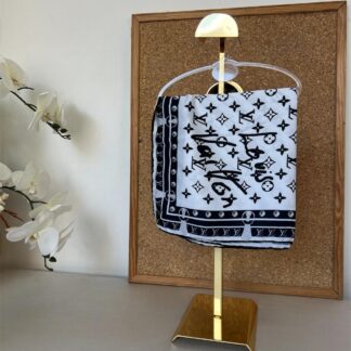 Louis Vuitton İmzalı Twill İpeksi Eşarp 491492 - Siyah