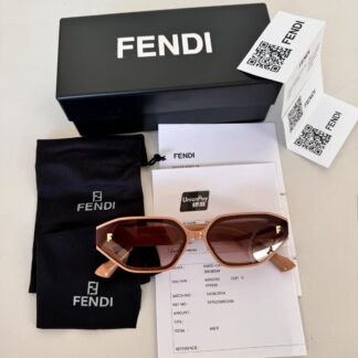 FENDI Hexagon Shape Pembe Kadın Güneş Gözlüğü