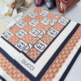 Gucci Krep İpek Eşarp 44125 - Yavruağzı