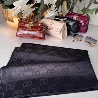 Gucci Parlak ipeksi Şal - Siyah 44122