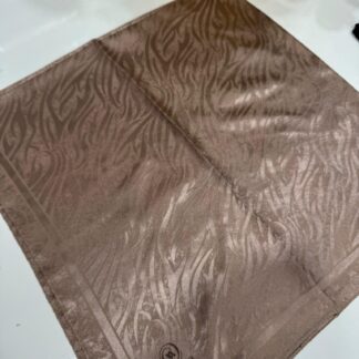 Vakko Dalga Desen İpeksi Eşarp - Vizon - Organic ScarfsOrganic Scarfs