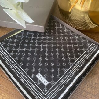 Vakko Monogram Twill İpek Eşarp 44104 - Siyah - Organic ScarfsOrganic Scarfs