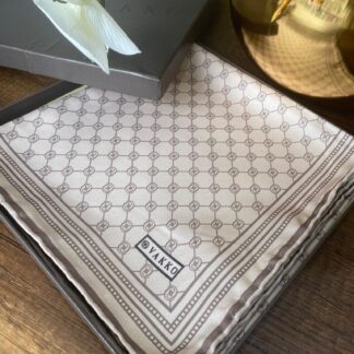 Vakko Monogram Twill İpek Eşarp 44104 - Soft Vizon - Organic ScarfsOrganic Scarfs