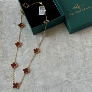 van cleef arpels red kolye