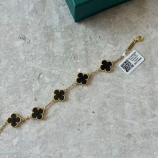 van cleef arpels black kolye